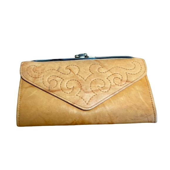 Vintage Handbags - Vintage Princess Gardner Fold Clutch Wallet Tan Full Grain Cowhide. Coin purse